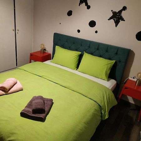 Cozy Apartment Near Metro Station Agia Marina Athén Kültér fotó