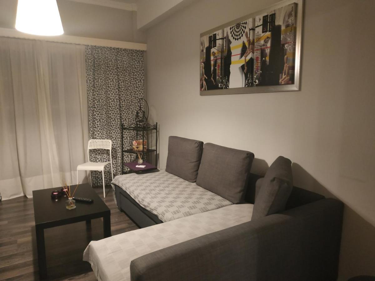 Cozy Apartment Near Metro Station Agia Marina Athén Kültér fotó